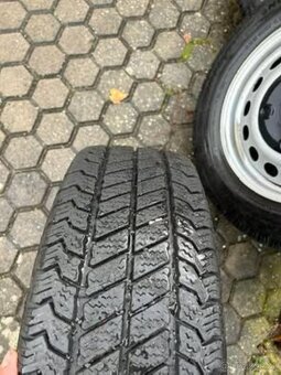 Zimní pneu 215/65 nR 16C - 3