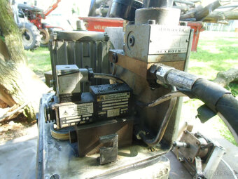 Hydraulický agregát - malý. - 3