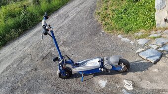 Elektrokolobezka X-treme scooters - 3