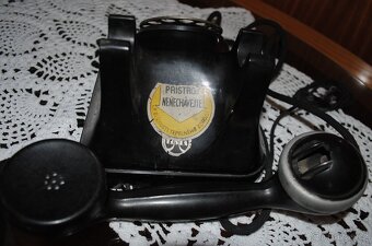 Starý telefonní přístroj - 3