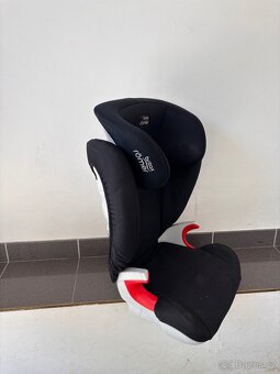 Britax Römer Kidfix II 15-36kg ISO Fix - velmi dobrý stav - 3