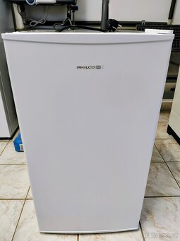 Prodám malou chladničku zn. Philco - 3