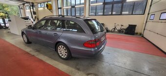 Mercedes Benz W211 E200 kompresor benzín manuál - 3