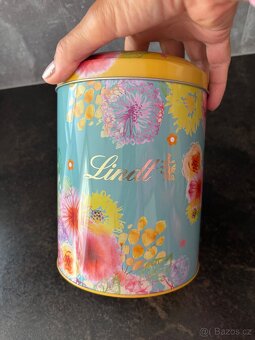 plechová dóza na cukrovinky zn. Lindt - 3