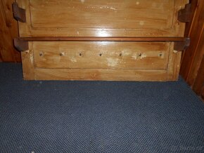 velká police s dvířky  a zásuvkami - 3