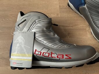 Nové běžkařské boty Botas a vázání Salomon - 3