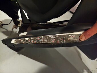 Autosedačka BeSafe iZi Combi X4 isofix - 3