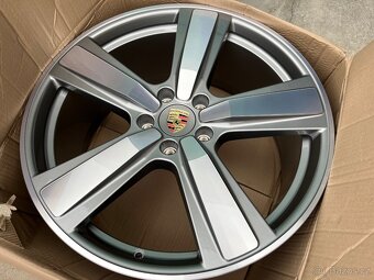 PORSCHE CAYENNE alu kola 22" nové, originál - 3