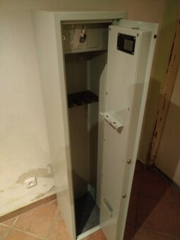 Trezor na dlouhé zbraně ROTTNER YUKON 5 - 3