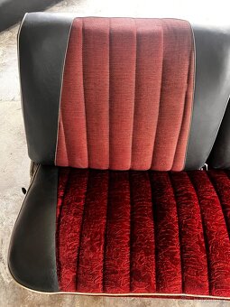 Tatra 603 sedacky interieru - 3