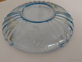 Dezertní talířek ze 70tých let lisované sklo - 3