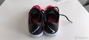 Dětské turfy NIKE PHANTOM vel.36.5 - 3