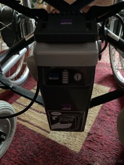 Elektrický invalidní vozík - 3