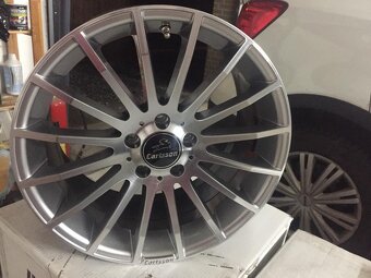CARLSSON R18 - top stav - 3