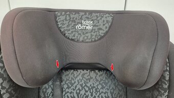 Autosedačka Britax Römer Kidfix 2 S + vedení pásu XPpad - 3