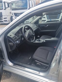 Mercedes C220 - 3