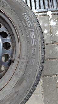 Zimní kola a poklice, r 15,5x112,na Octavia 2,3 - 3