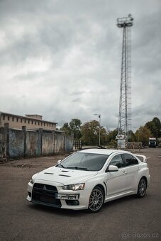 Mitsubishi Lancer Evo X - 3