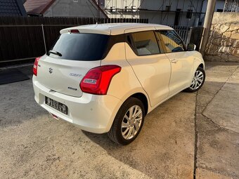 Suzuki Swift 1.2i 66KW Hybrid 2021 - 3