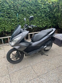 Honda PCX 125, POUZE 3000 km, Nová STK - 3