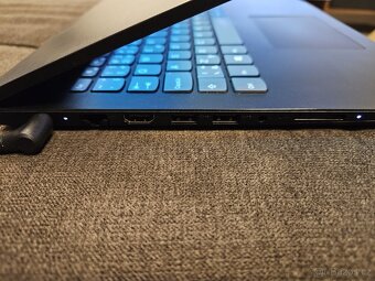 notebook Lenovo V145-15AST - 3