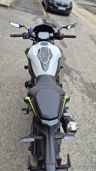 Kawasaki Z900 - 3