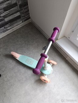 Dětská koloběžka Oxelo se 3 kolečky - 3