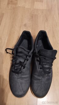 Boty Adidas 45 1/3 - 3