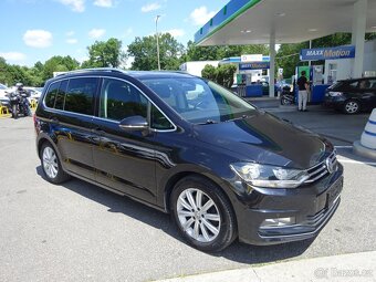 Volkswagen Touran 2.0TDI - 3