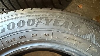 Sada pneu 215/65r16C-nové - 3