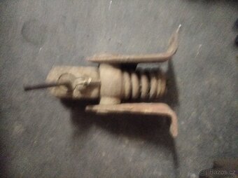 Zetor 4011 hydraulika, ramena, závěs, konzole - 3