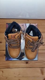 Nové chlapecké boty různé značky i velikosti - 3