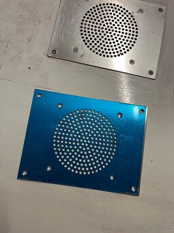 Stůl pro manikuru - 3