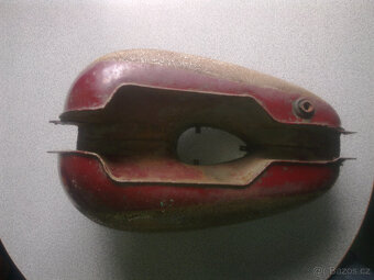 Jawa ČZ, nádrž - 3