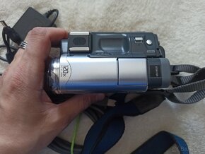 Videokamera Sony DCR-TRV14 - 3