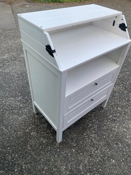 Přebalovací komoda IKEA Sundvik - bíl. mořená - 3