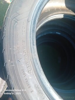 245/45-18 Goodyear - 3