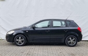 Kia Ceed 1.4i 80kW 2007 Hatchback 2.majitel 116 980 km - 3