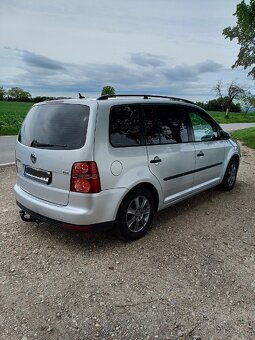 VW Touran 1.9 TDI -7 míst - 3