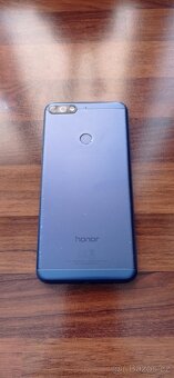 Honor 7c + 3kryty - 3