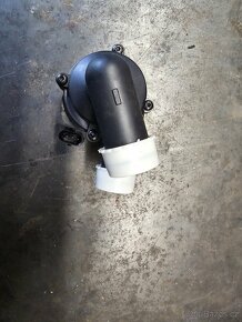 Přídavné dochlazovací čerpadlo Vika 5N0965561 - 3