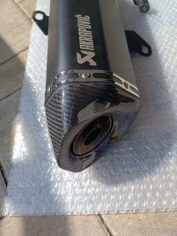 Výfuk akrapovic ADV 350 - 3