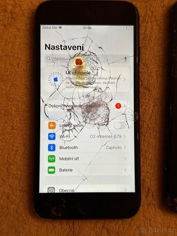 2x iPhone SE 2020 na ND nebo opravu - 3