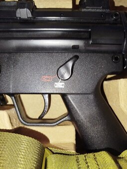 MP 5 vzduchový samopal - 3