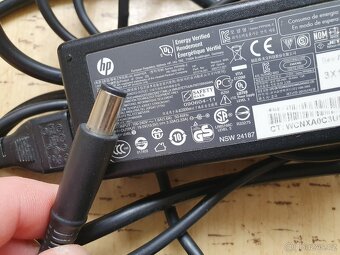2x origo funkční HP nabíječka na Notebook. - 3