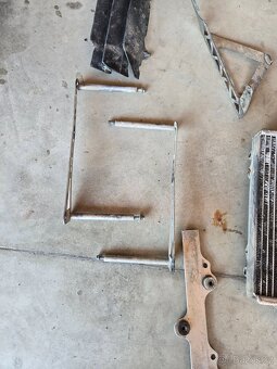Chladiče a držáky Husqvarna 125 - 3