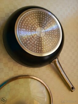 Prodám pánev WOK Berlinger Haus 28cm s poklicí - 3