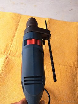 Příklepová vrtačka Bosch Professional - 3