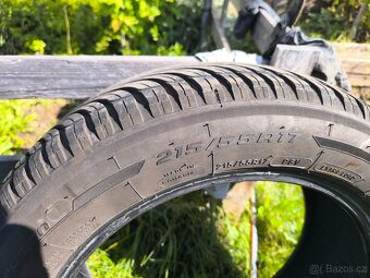 celoroční pneu 215/55 r17 - 3