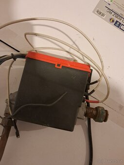 Plynová armatura Honeywell VK4105Q + zapalovací automatika - 3